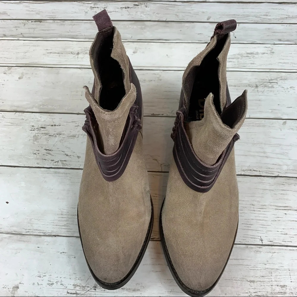 Diba Skiler Dust Brown Suede Leather Ankle Boots - Picture 4 of 13